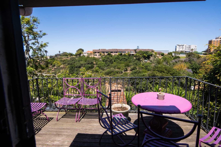 6 Bedroom Property for Sale in Port Elizabeth Central Eastern Cape